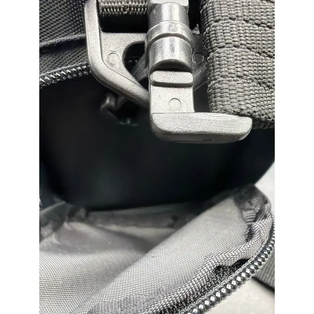 Targus DBUV02-02 Digital Video Camera Bag Black Travel Carry Case Shoulder Strap